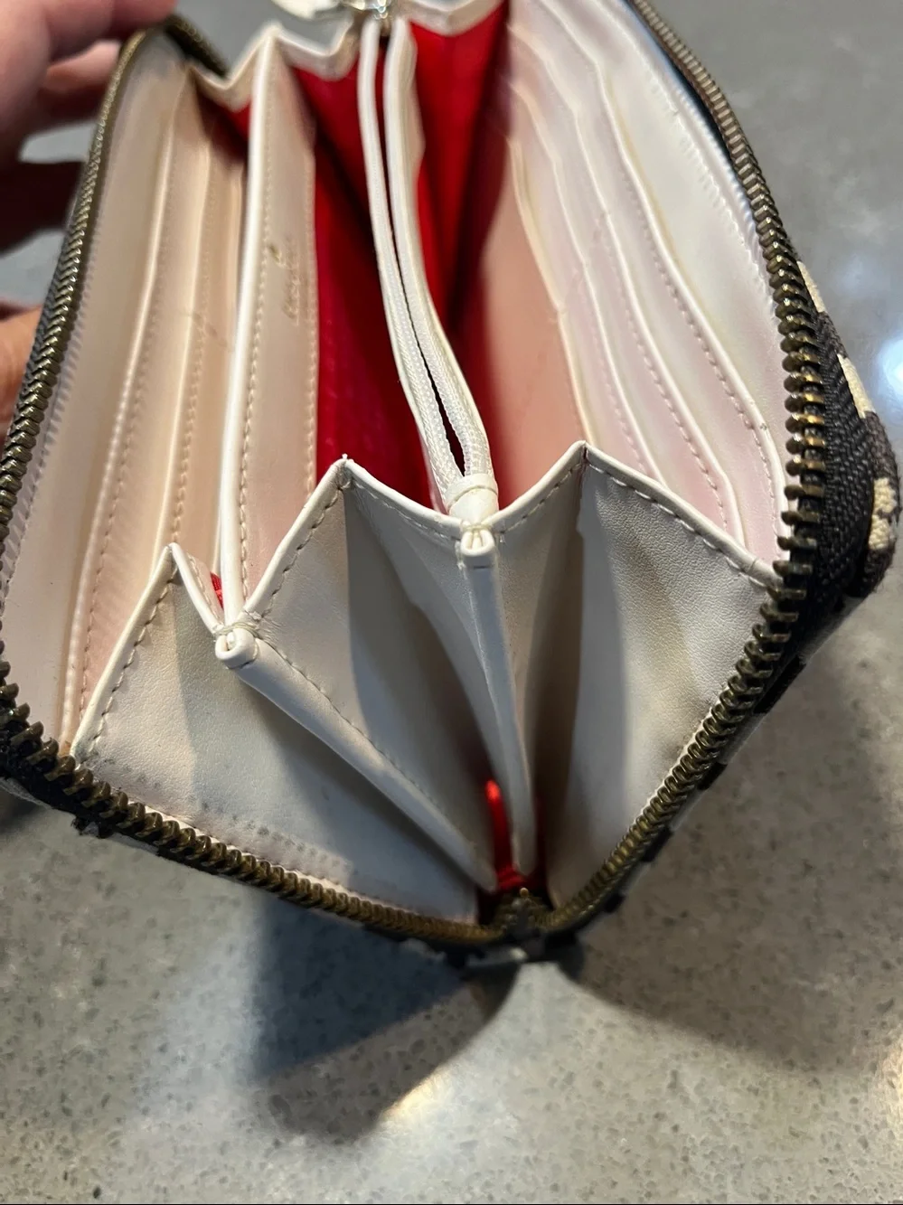 Kate Spade Neda Zip Around Brown & Red Printed Wallet
